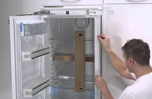 Установка встраиваемого холодильника в Люберцах